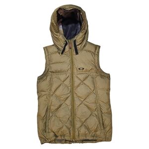Oakley Quilted Hooded Vest